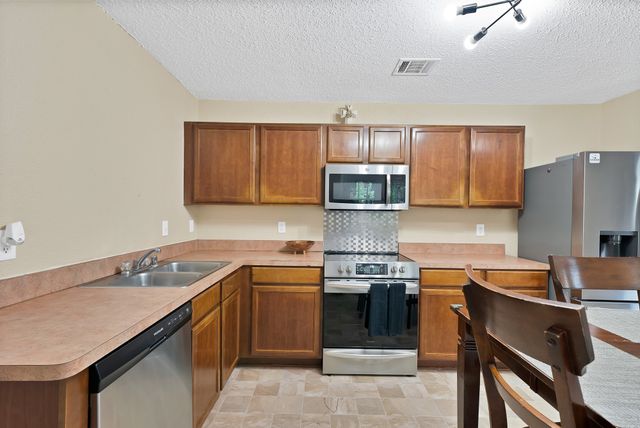 3372 Mojave Drive, Dallas, TX 75241