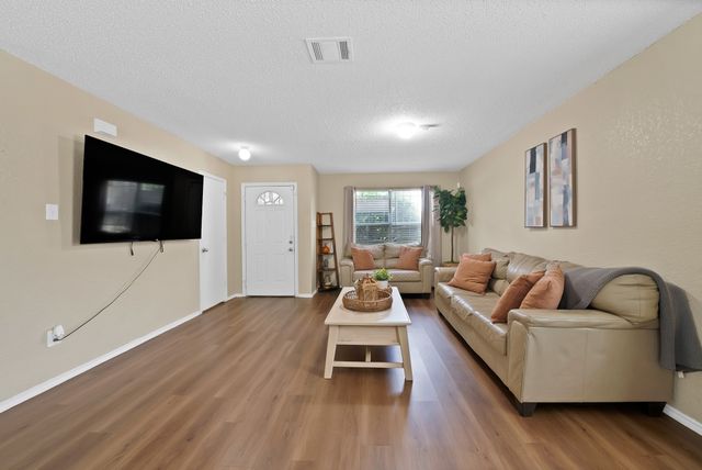 3372 Mojave Drive, Dallas, TX 75241
