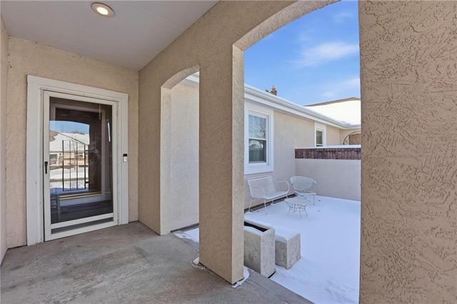 103 SW Hillcrest Lane, Lee's Summit, MO 64063