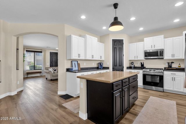 1130 E HARVEST Road, San Tan Valley, AZ 85140