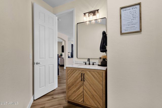 1130 E HARVEST Road, San Tan Valley, AZ 85140