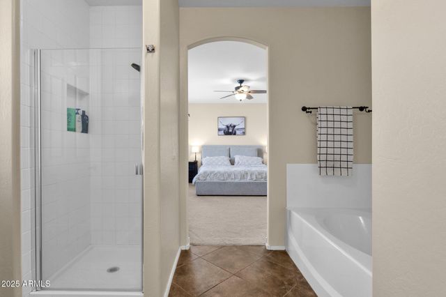 1130 E HARVEST Road, San Tan Valley, AZ 85140