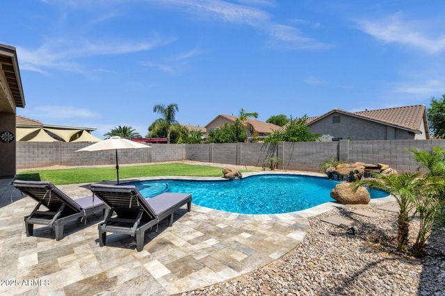 1130 E HARVEST Road, San Tan Valley, AZ 85140