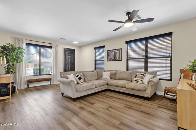 1130 E HARVEST Road, San Tan Valley, AZ 85140