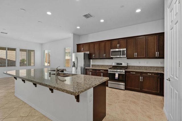 43720 Vacanza Court, Indio, CA 92203