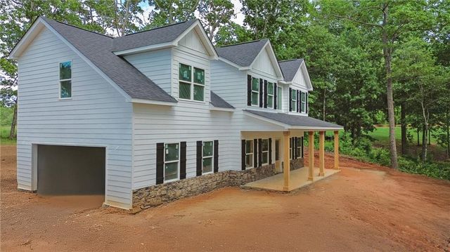 176 Heartland Meadows Drive, Mount Airy, GA 30563