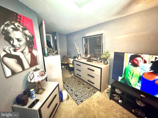 1321 CANTERBURY LN, York, PA 17406