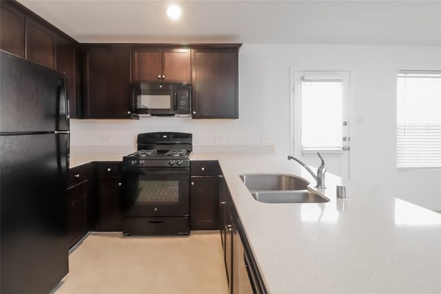 2977 Wallace Wells Court, Crandall, TX 75114
