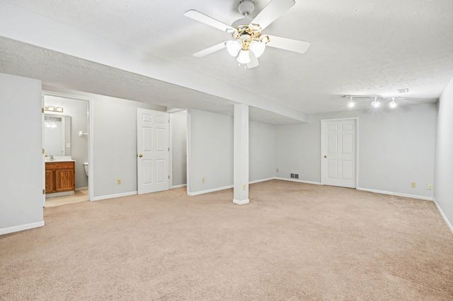 5286 Country Club Lane, Burlington, KY 41005