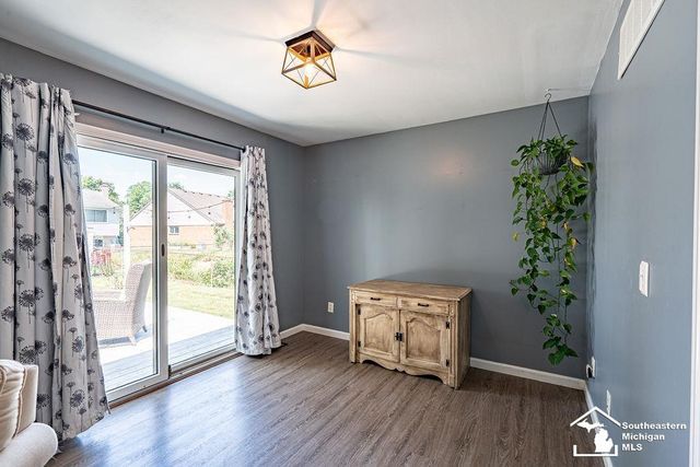 278 Kings Way Road, Canton, MI 48188