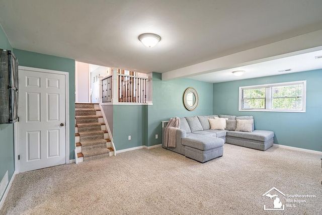278 Kings Way Road, Canton, MI 48188