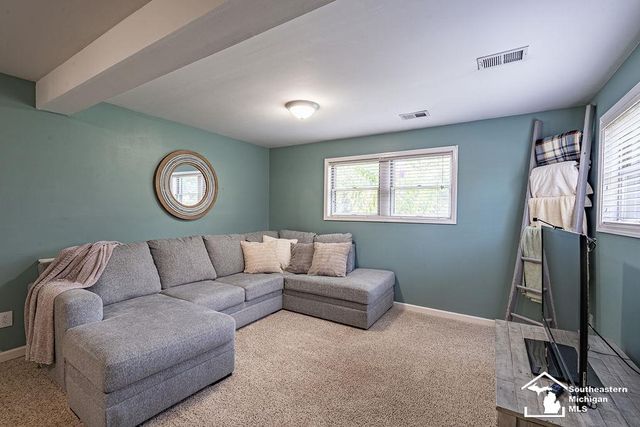 278 Kings Way Road, Canton, MI 48188