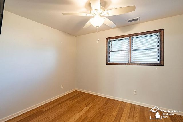 278 Kings Way Road, Canton, MI 48188