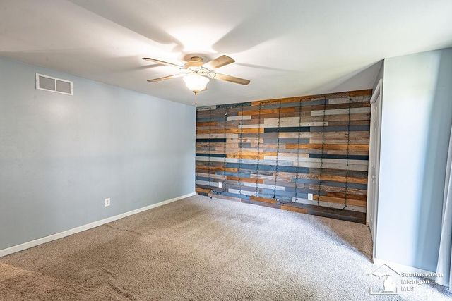 278 Kings Way Road, Canton, MI 48188