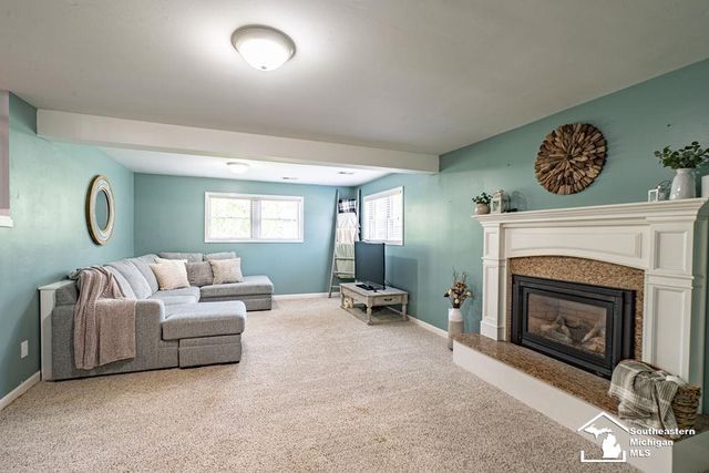 278 Kings Way Road, Canton, MI 48188
