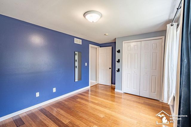 278 Kings Way Road, Canton, MI 48188