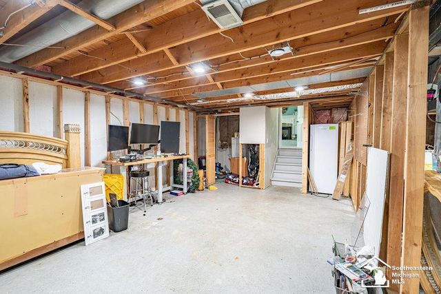 278 Kings Way Road, Canton, MI 48188