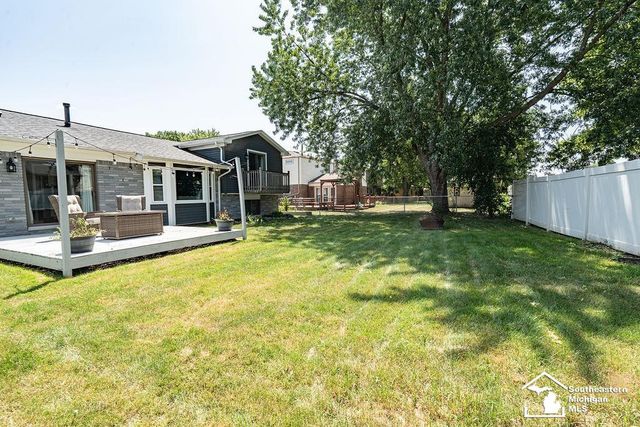 278 Kings Way Road, Canton, MI 48188