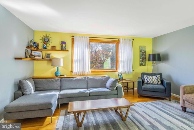 6808 HENRY AVE, Philadelphia, PA 19128