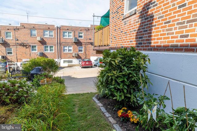 6808 HENRY AVE, Philadelphia, PA 19128