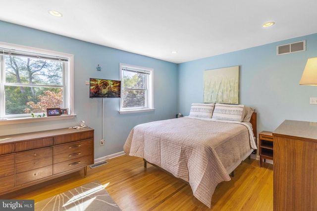 6808 HENRY AVE, Philadelphia, PA 19128