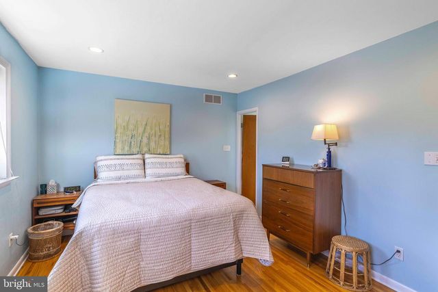 6808 HENRY AVE, Philadelphia, PA 19128