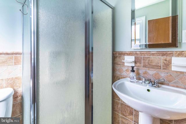 6808 HENRY AVE, Philadelphia, PA 19128