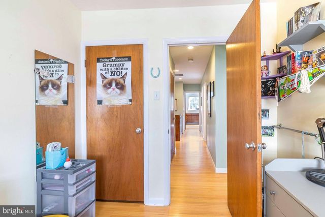 6808 HENRY AVE, Philadelphia, PA 19128