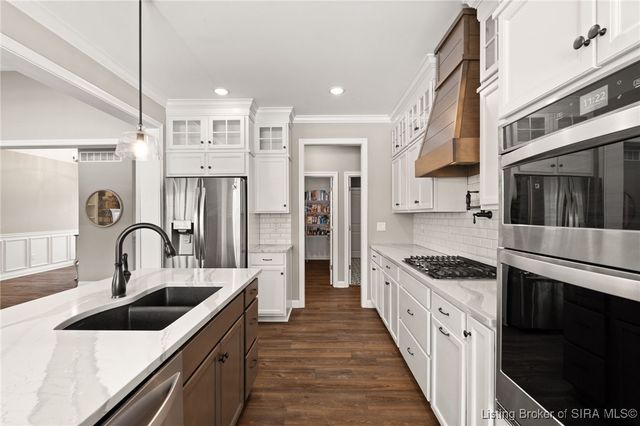 1739 Augusta Parkway, Henryville, IN 47126