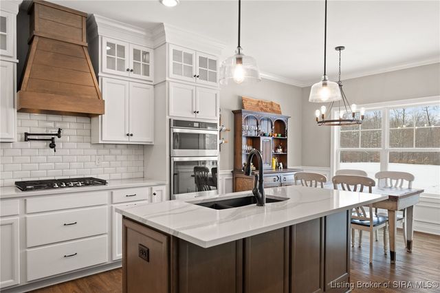 1739 Augusta Parkway, Henryville, IN 47126