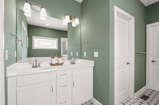 1739 Augusta Parkway, Henryville, IN 47126