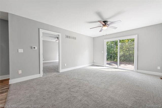 303 Hidden Harbor 2, Marine City, MI 48039