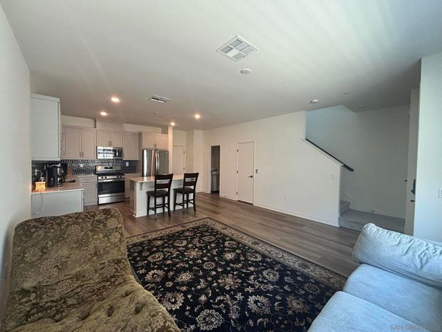 312 Zest Lane, Fallbrook, CA 92028
