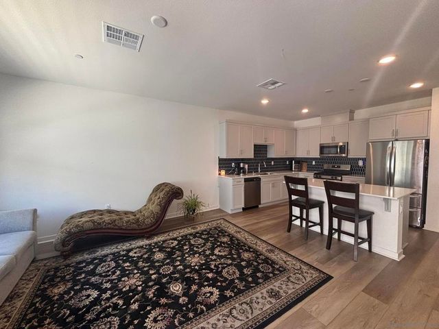 312 Zest Lane, Fallbrook, CA 92028