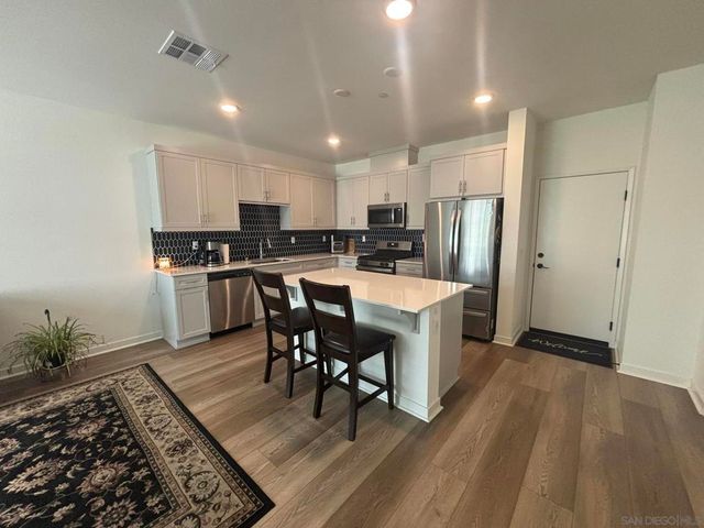 312 Zest Lane, Fallbrook, CA 92028