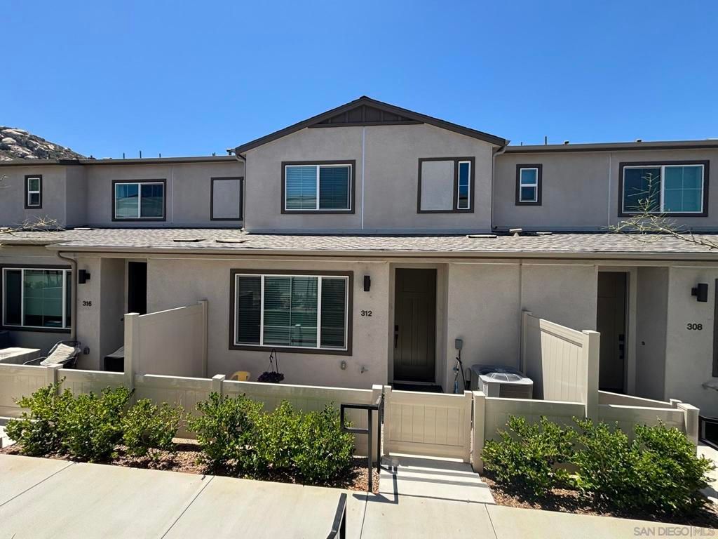 312 Zest Lane, Fallbrook, CA 92028
