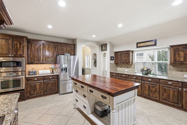 1200 Eastbrook Drive, Mckinney, TX 75071