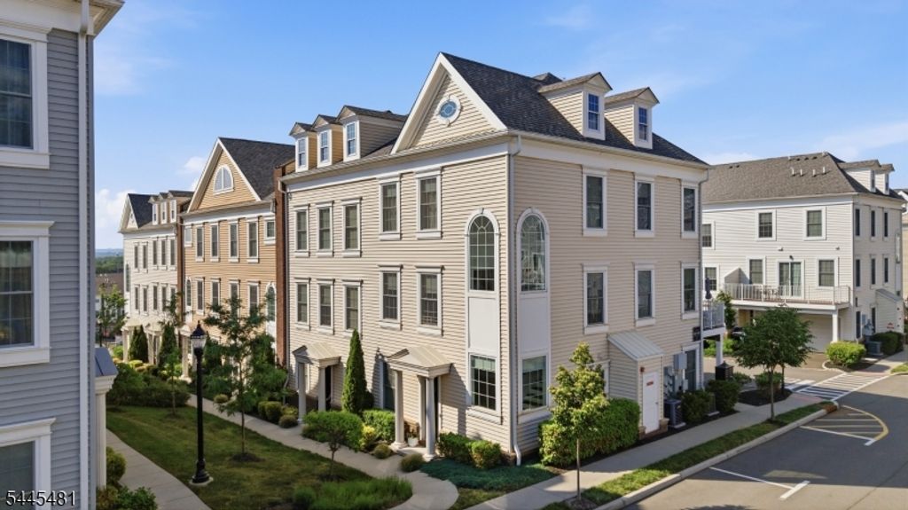 197 Roosevelt Drive 197, Wood-ridge Boro, NJ 07075 — photo 5