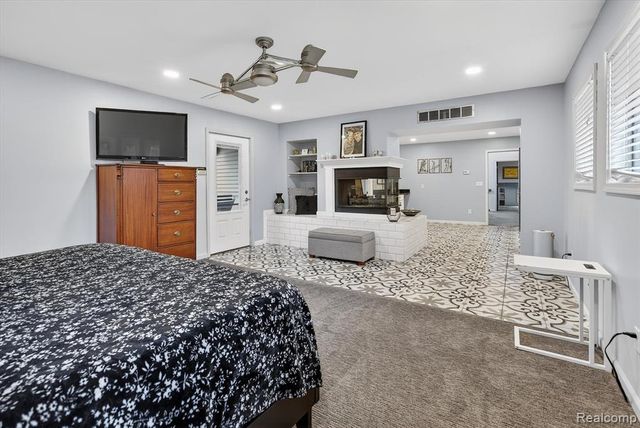552 N Mckinley Road, Flushing, MI 48433