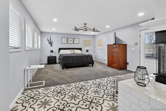 552 N Mckinley Road, Flushing, MI 48433