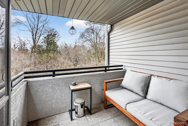 552 N Mckinley Road, Flushing, MI 48433