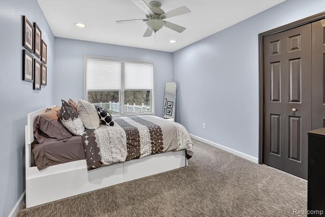 552 N Mckinley Road, Flushing, MI 48433