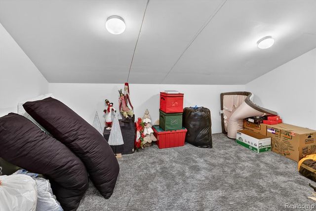 552 N Mckinley Road, Flushing, MI 48433