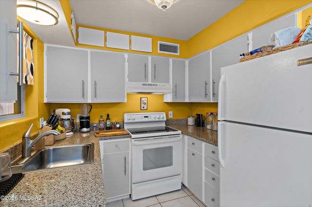 1903 S Avenida Prado, Tucson, AZ 85710