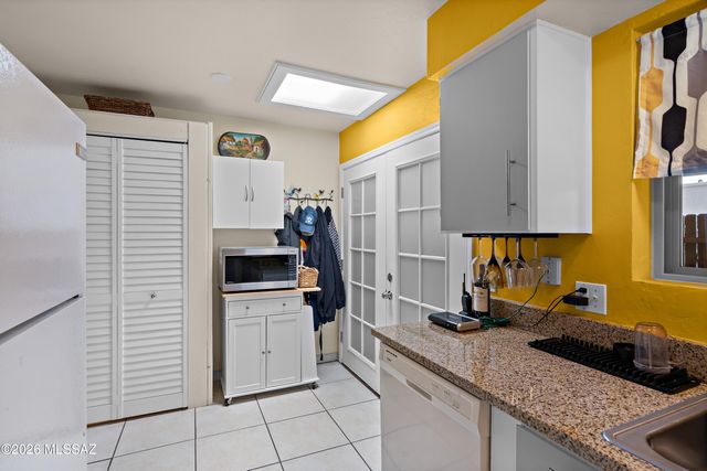 1903 S Avenida Prado, Tucson, AZ 85710