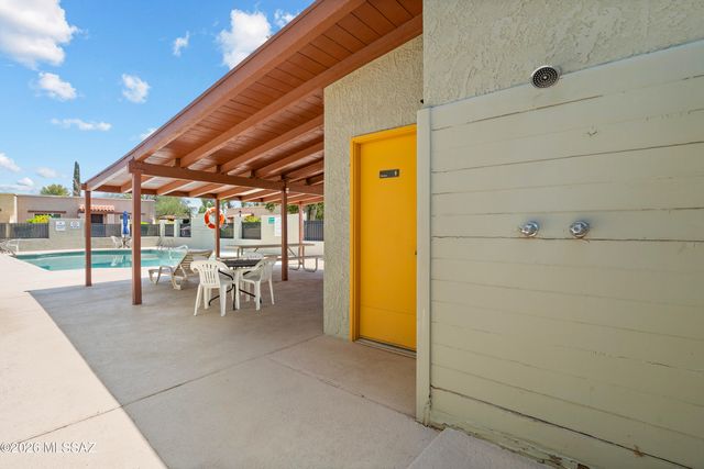 1903 S Avenida Prado, Tucson, AZ 85710