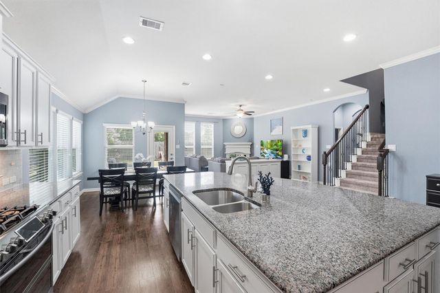 4310 Bearberry Avenue, Baytown, TX 77521