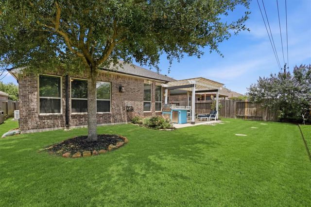 4310 Bearberry Avenue, Baytown, TX 77521