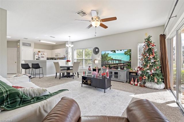 1338 Weeping Willow CT, Cape Coral, FL 33909