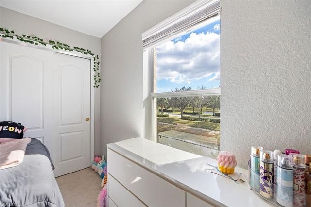 1338 Weeping Willow CT, Cape Coral, FL 33909